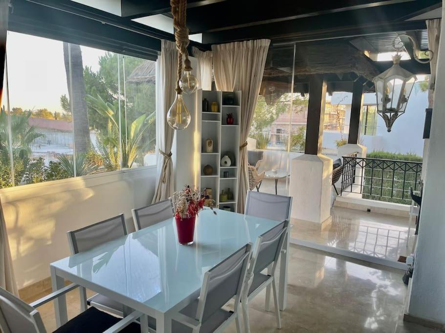 Luxury Apartamento En Rio Real Marbella Buitenkant foto